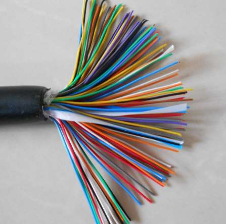 电力行业要合理安排相关人员对网络通信光缆电缆配电线路周边的状况